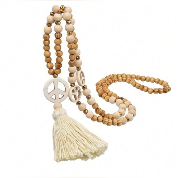 ✨NEW Bohemian Beige Necklace with Peace Pendant - Picture 3 of 3